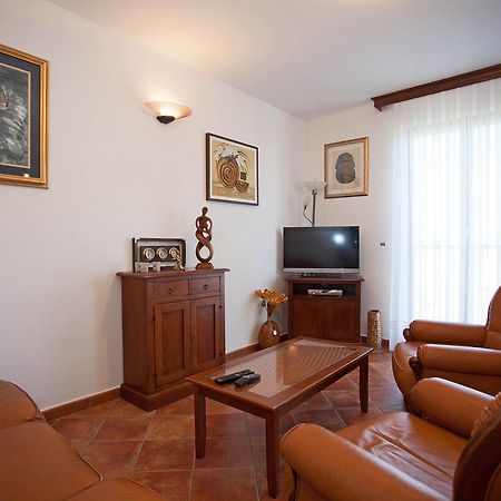 Apartment Pia Rovigno Esterno foto