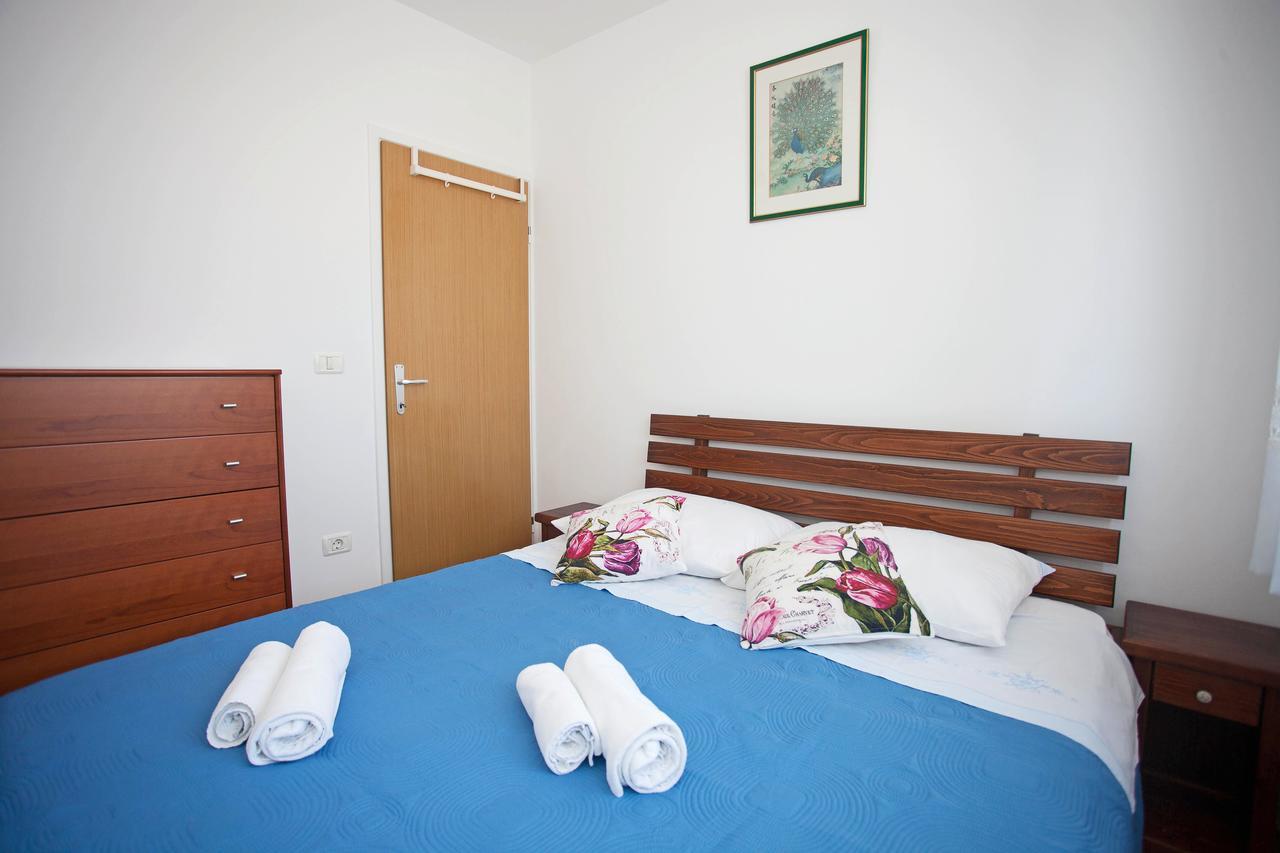 Apartment Pia Rovigno Esterno foto