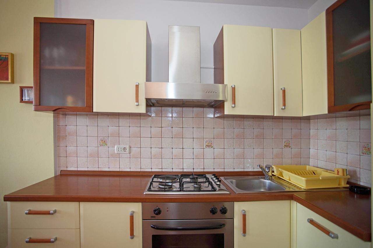 Apartment Pia Rovigno Esterno foto