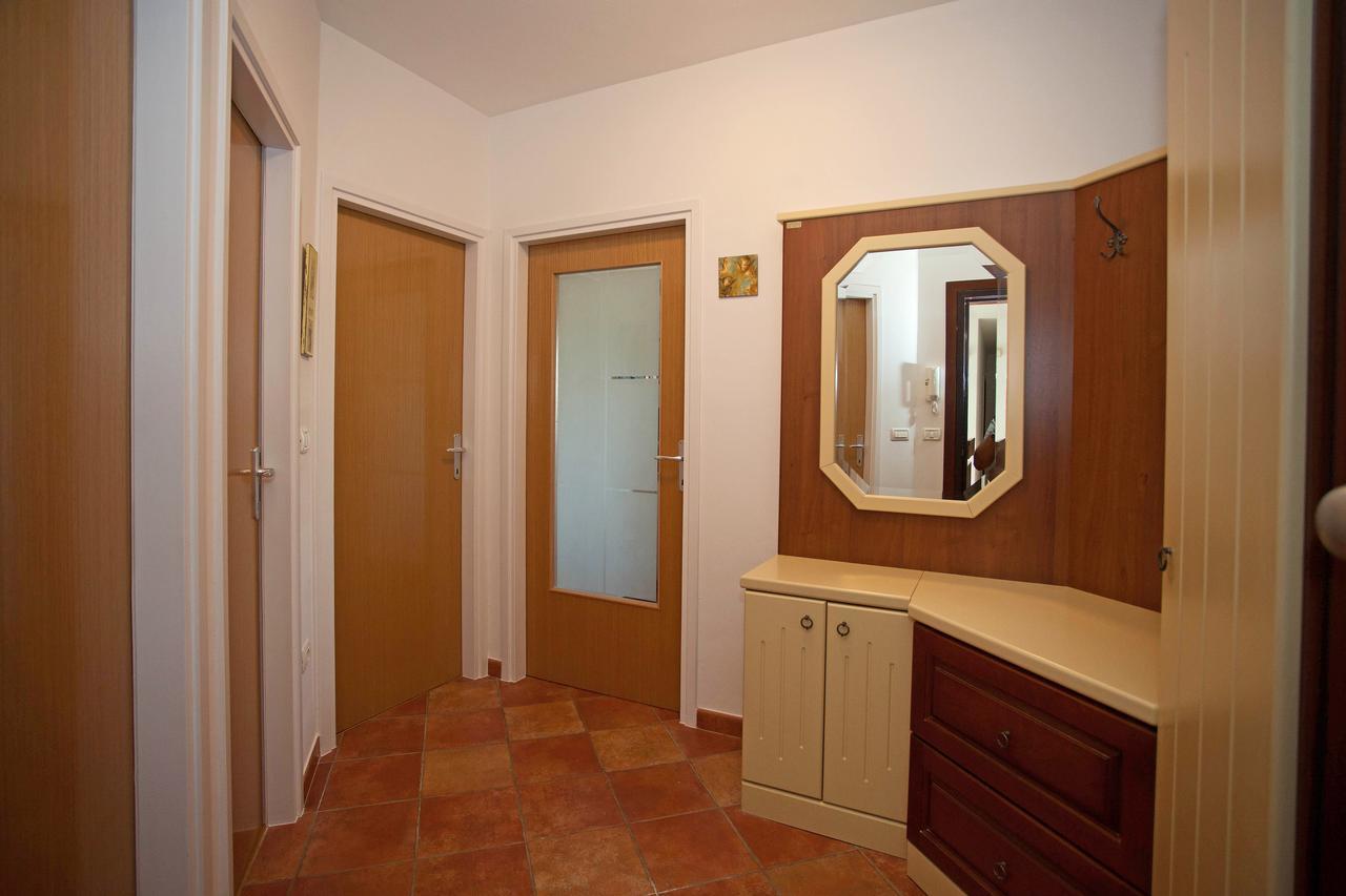 Apartment Pia Rovigno Esterno foto